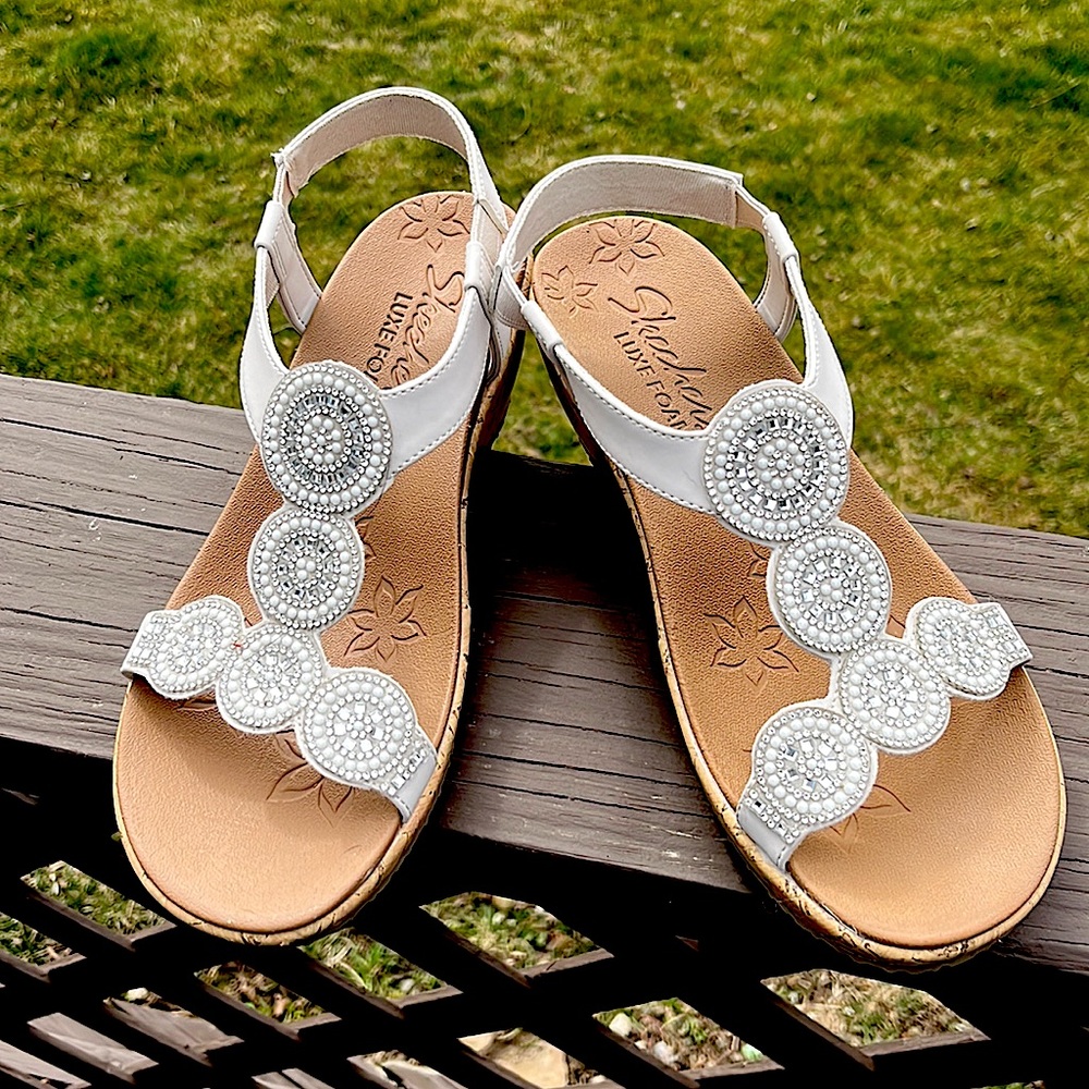 Skechers Women’s Size 8 sandals
